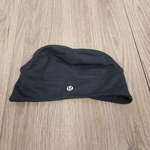 Lululemon black run‎ it out toque